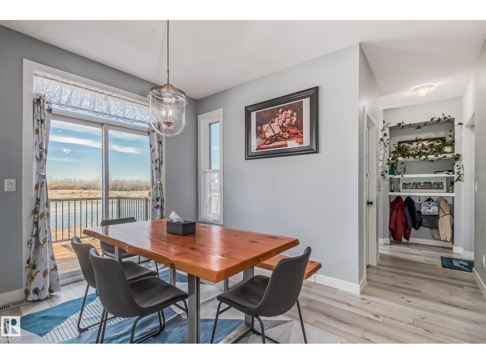 20124 17 AV NW NW - 17