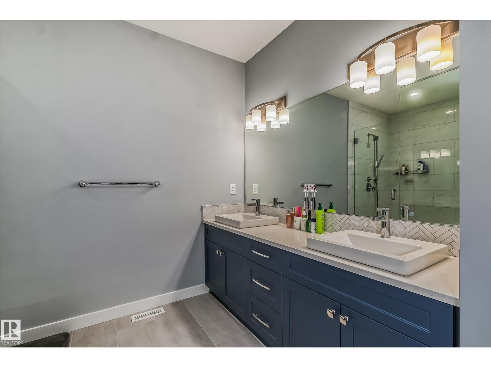 20124 17 AV NW NW - 28