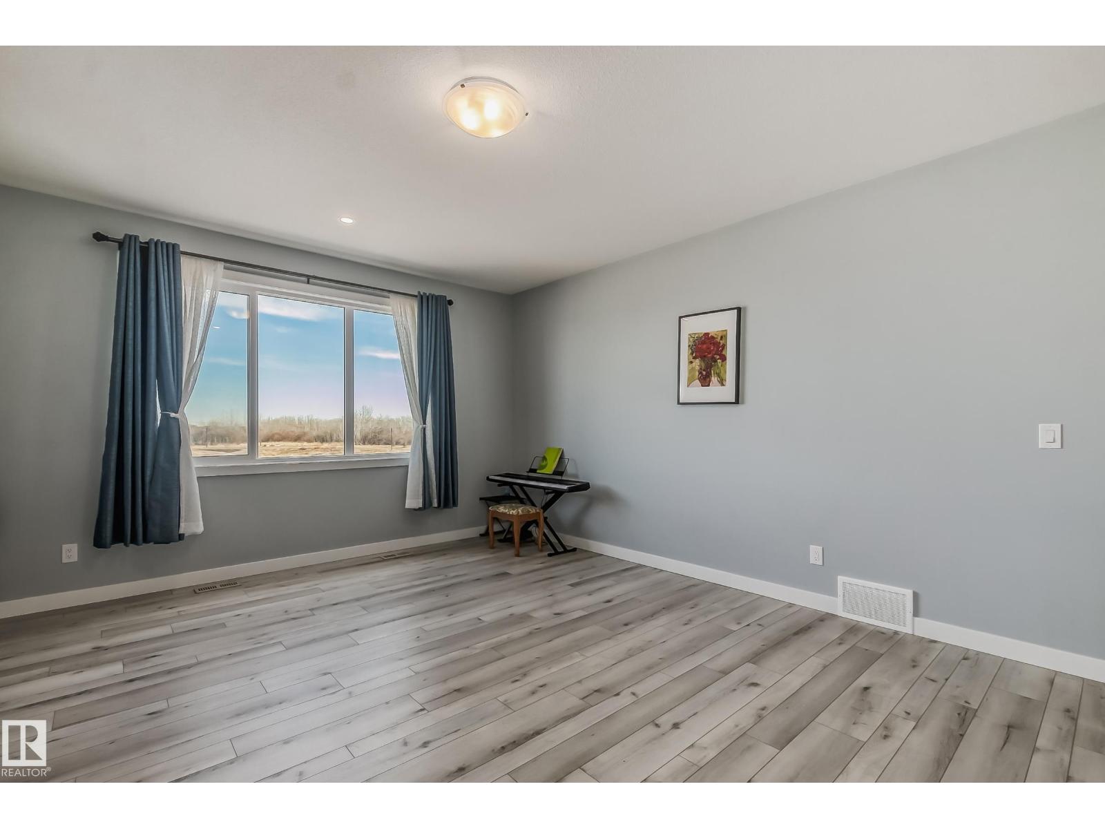 20124 17 AV NW NW - 34