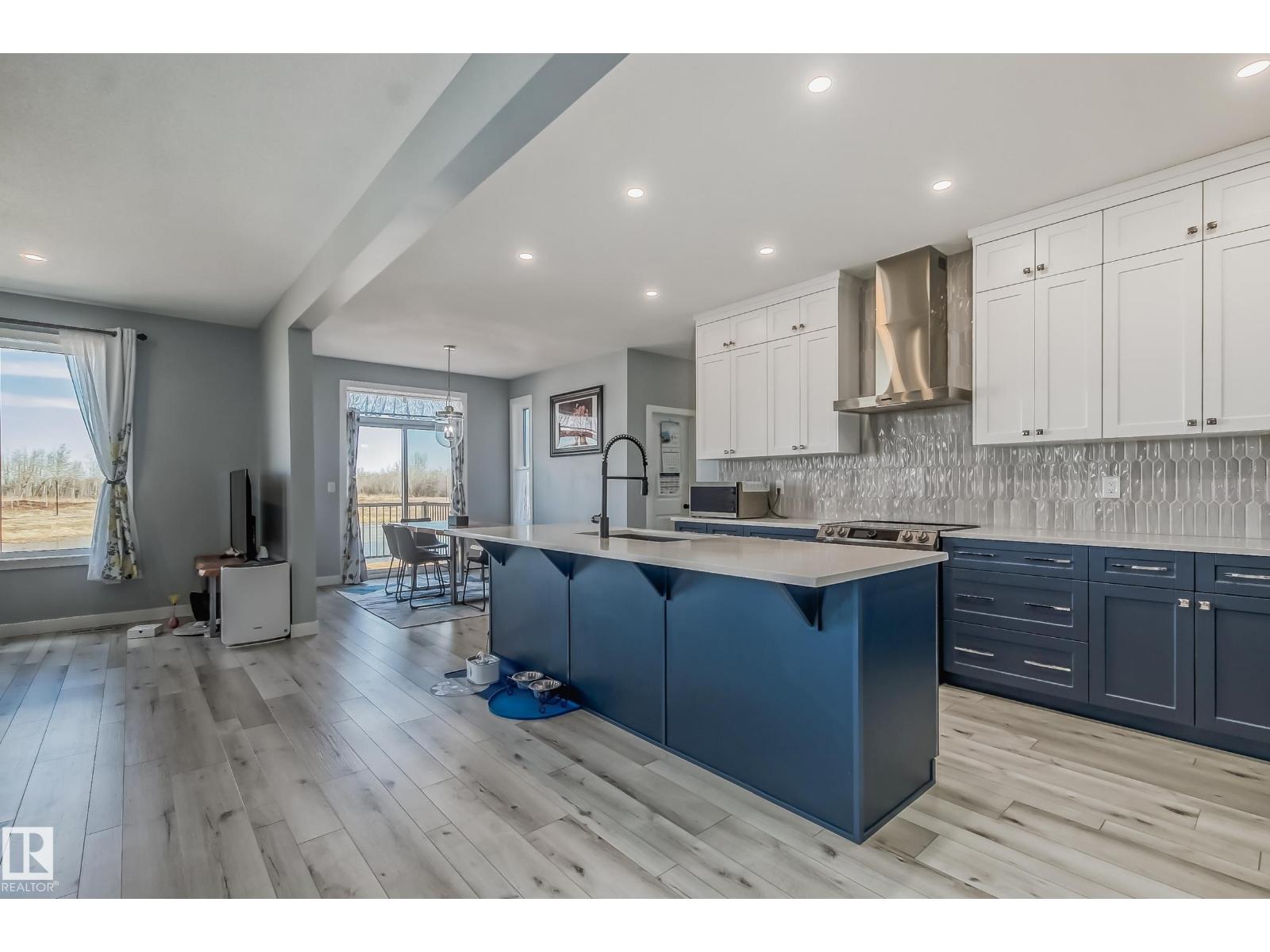 20124 17 AV NW NW - 5