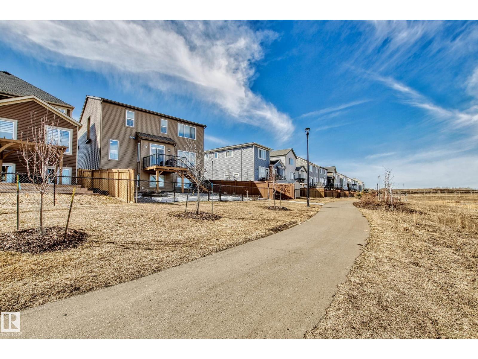 20124 17 AV NW NW - 50