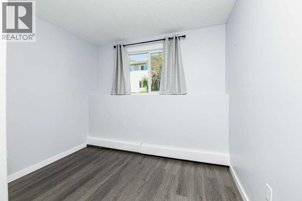 #27 11 Stanton Street - 13