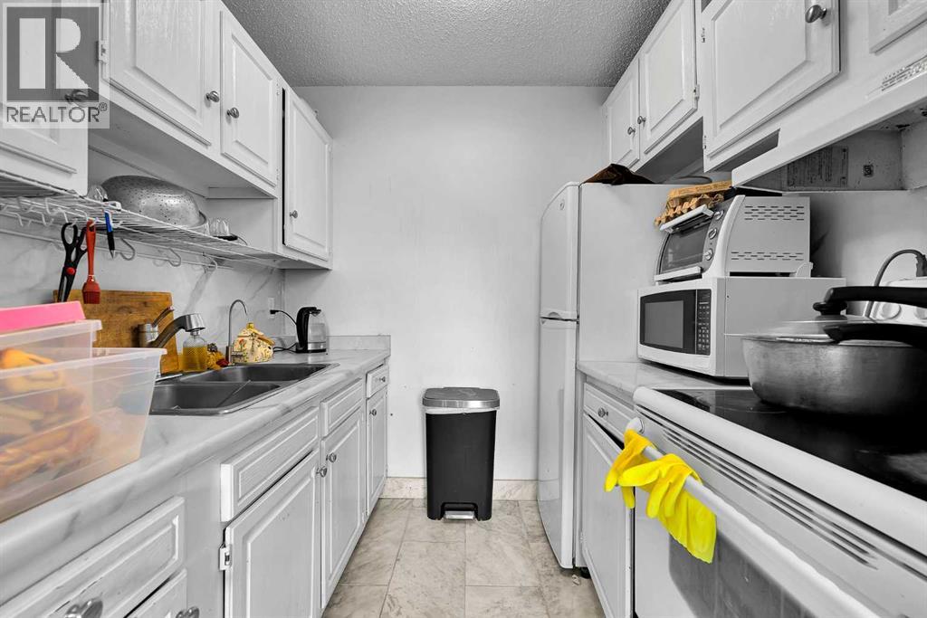 #3 4543 7 Avenue SE - 6