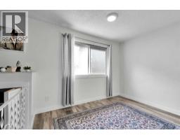 3, 4543 7 Avenue SE - photo 4