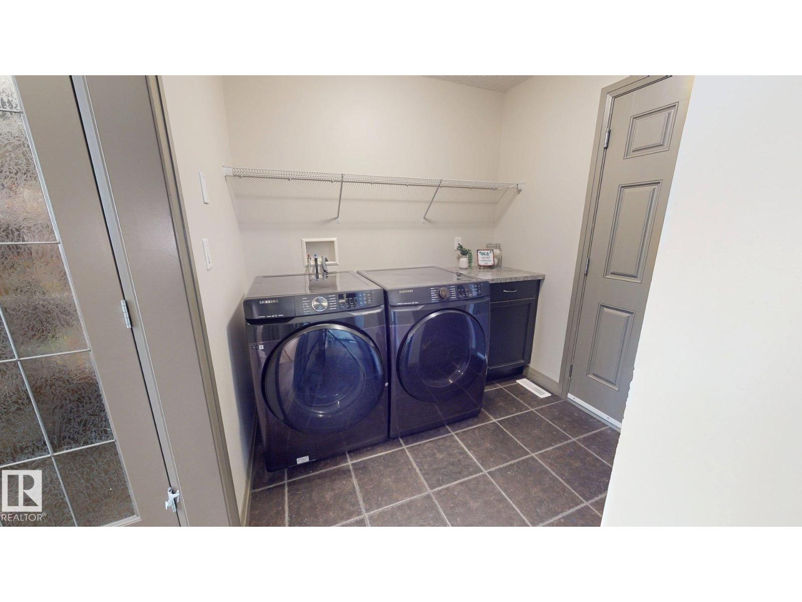 112 BECKER CR - 12