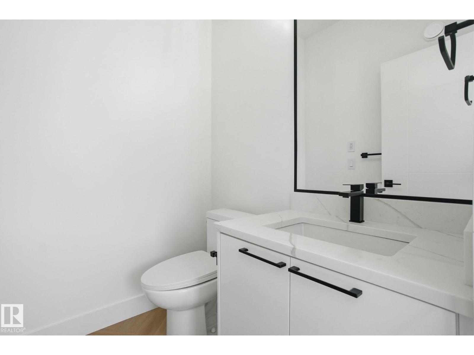 10124 82 ST NW - 23