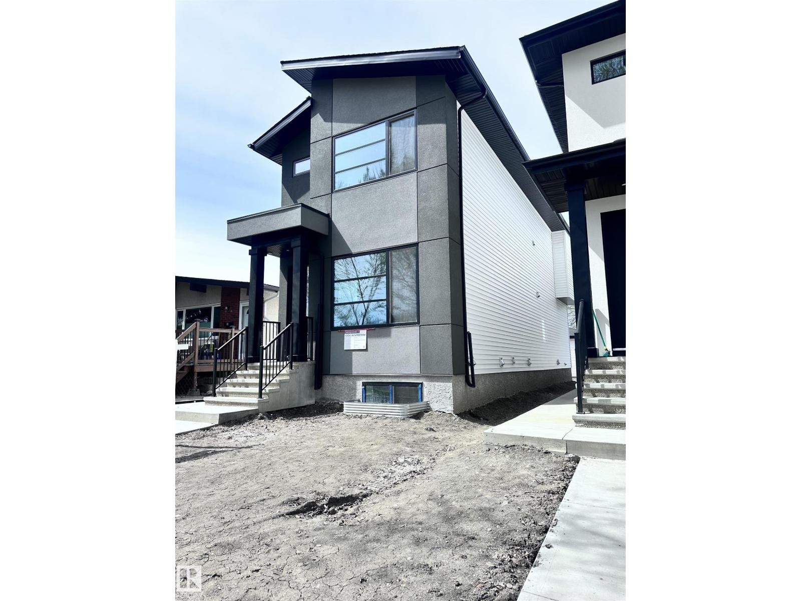 10124 82 ST NW - 3