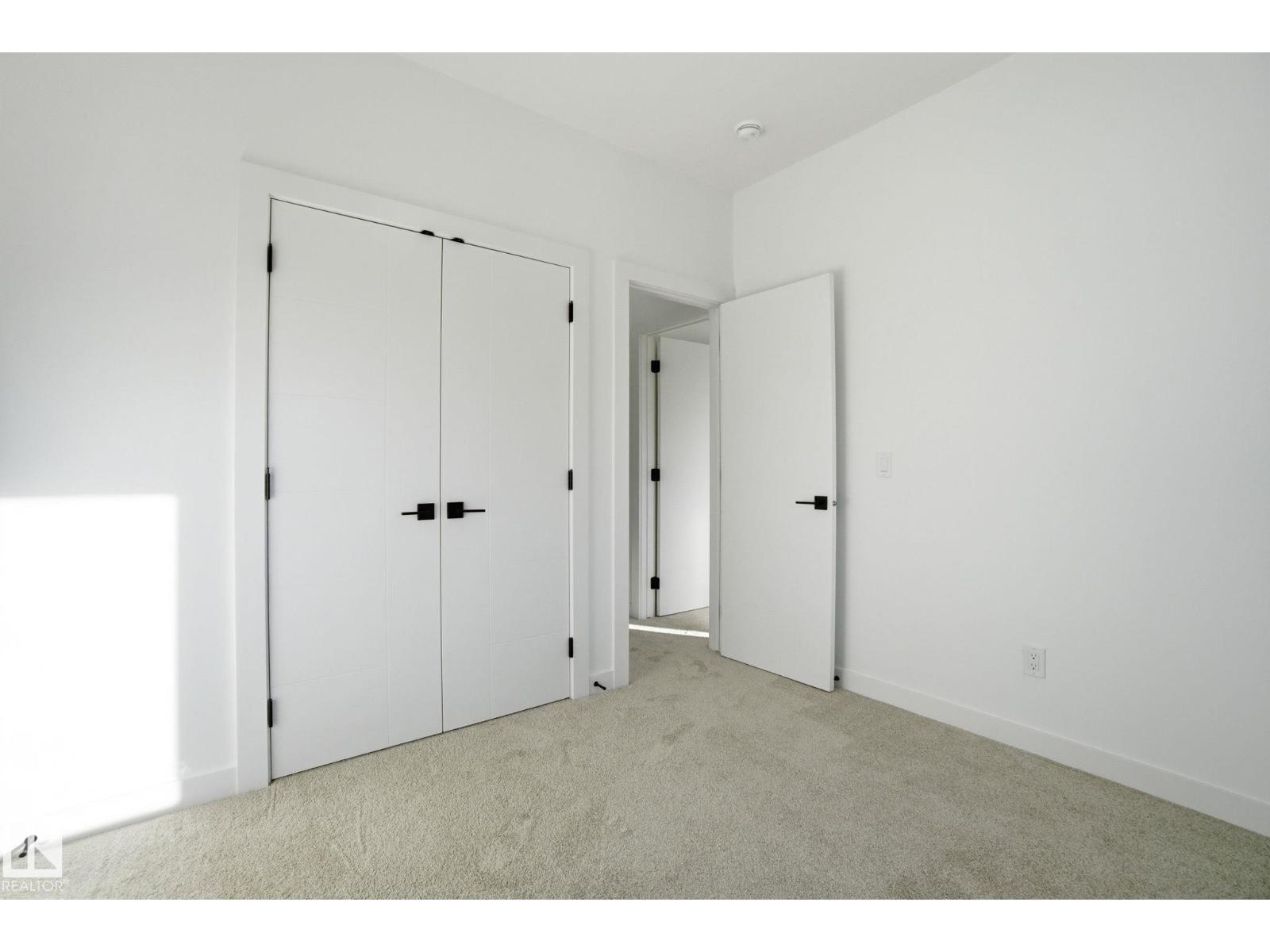 10124 82 ST NW - 35