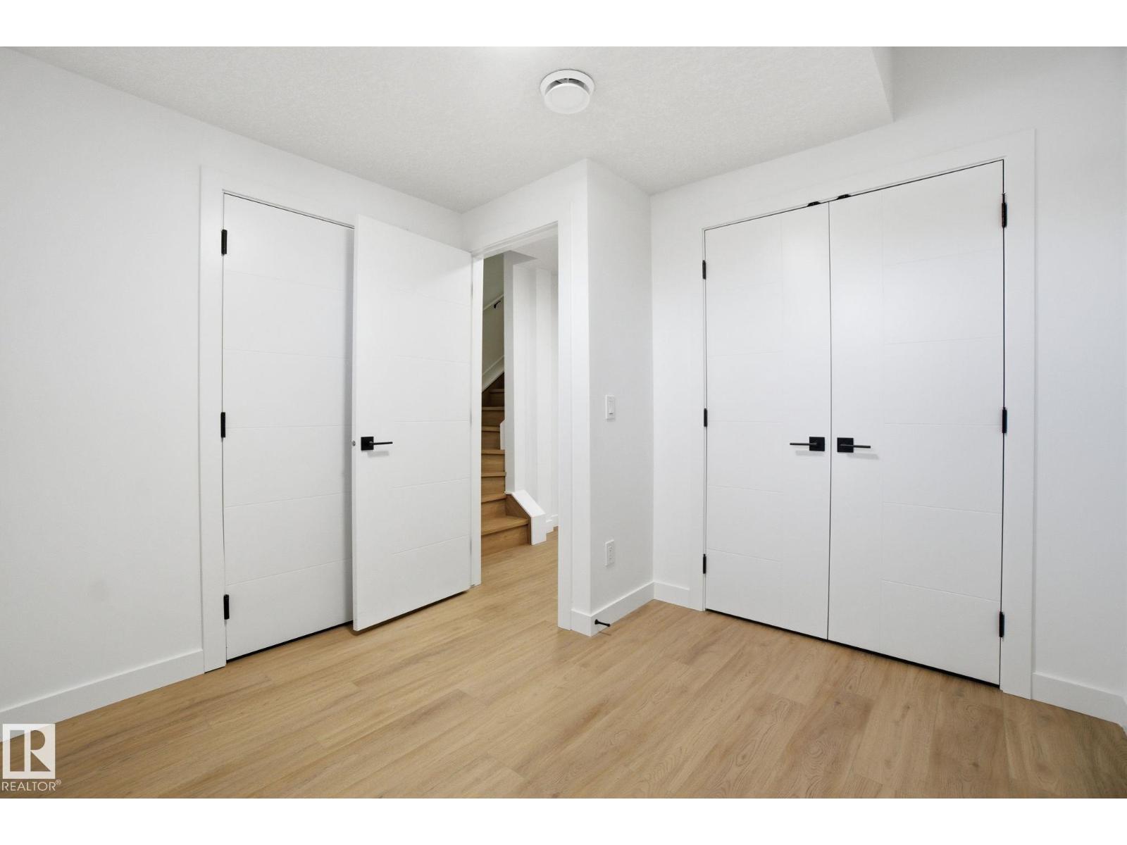 10124 82 ST NW - 48