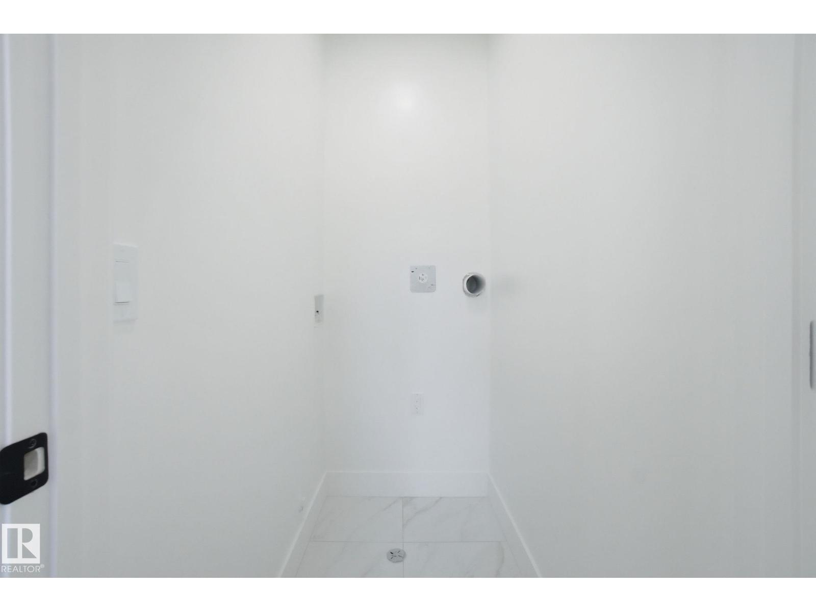 10124 82 ST NW - 28