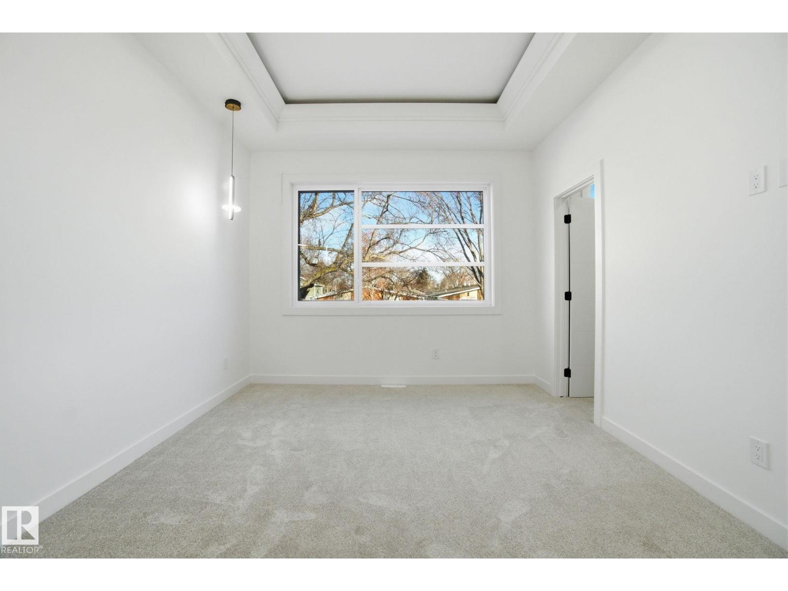 10124 82 ST NW - 37