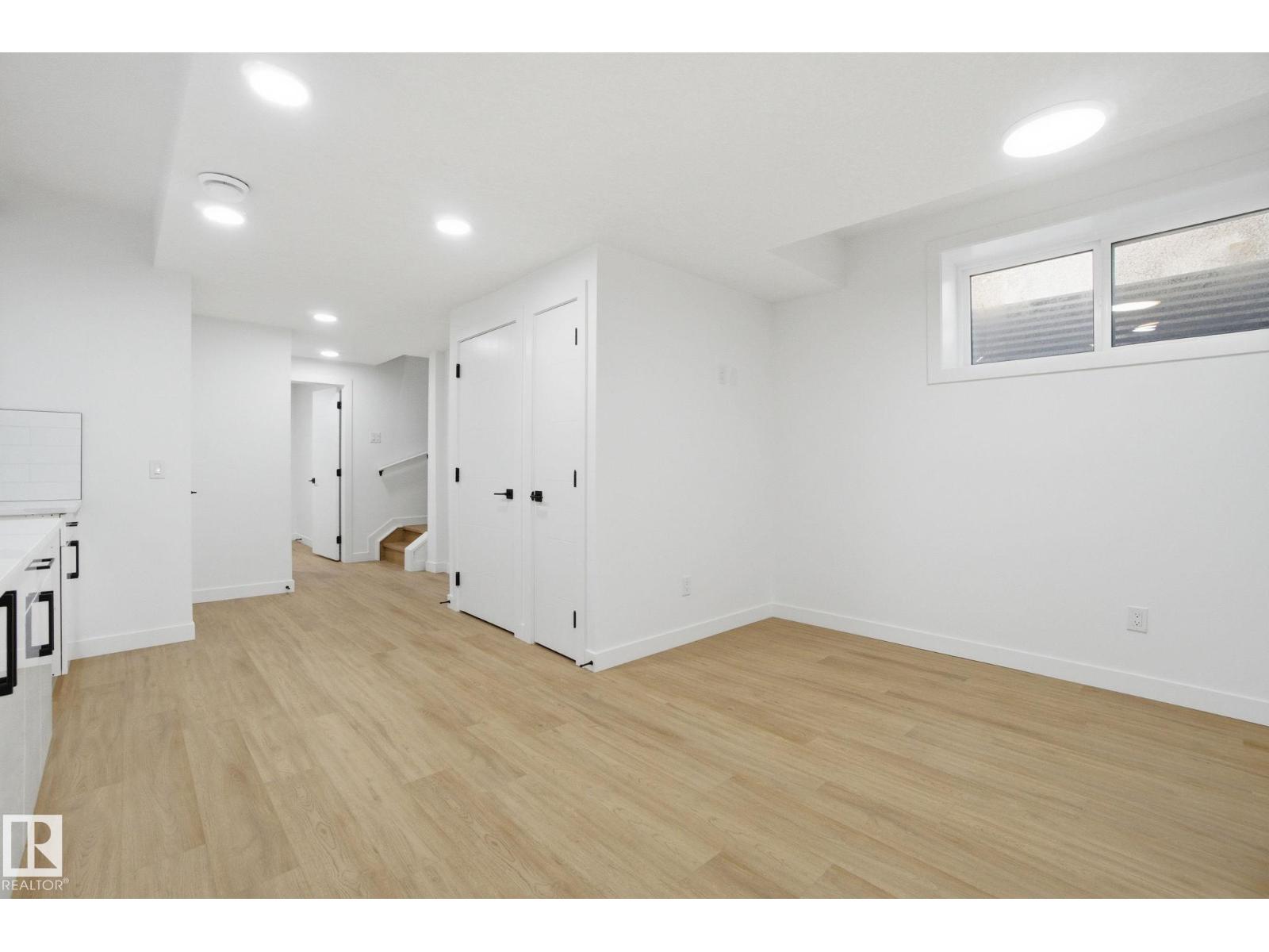 10124 82 ST NW - 53