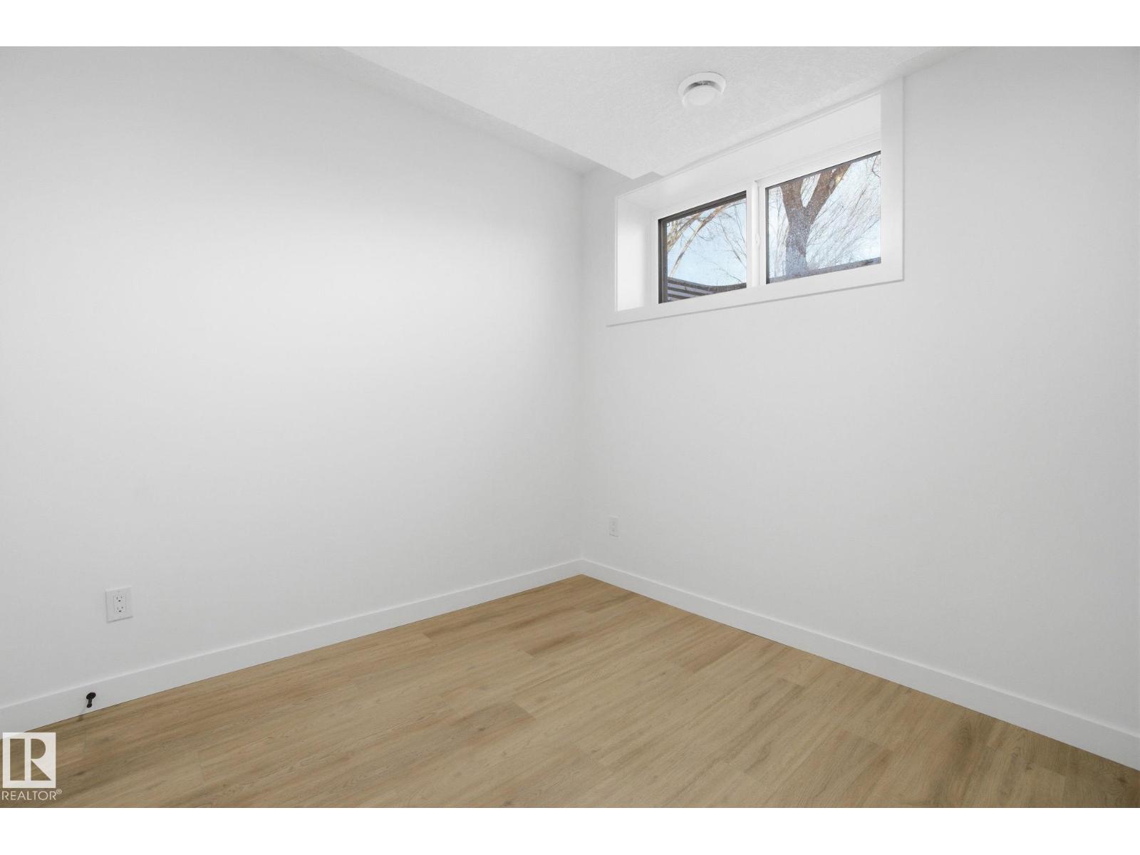 10124 82 ST NW - 46