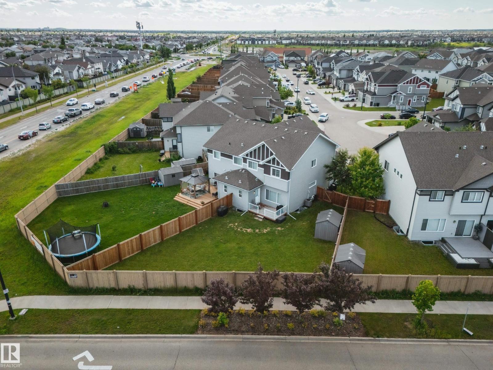 6305 167A AV NW - 40