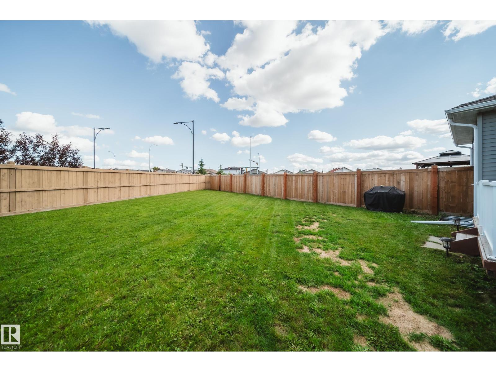 6305 167A AV NW - 30