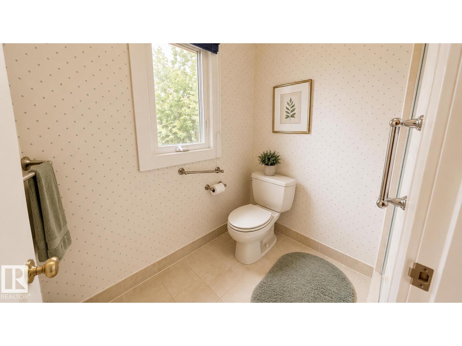 55 QUESNELL RD NW - 12