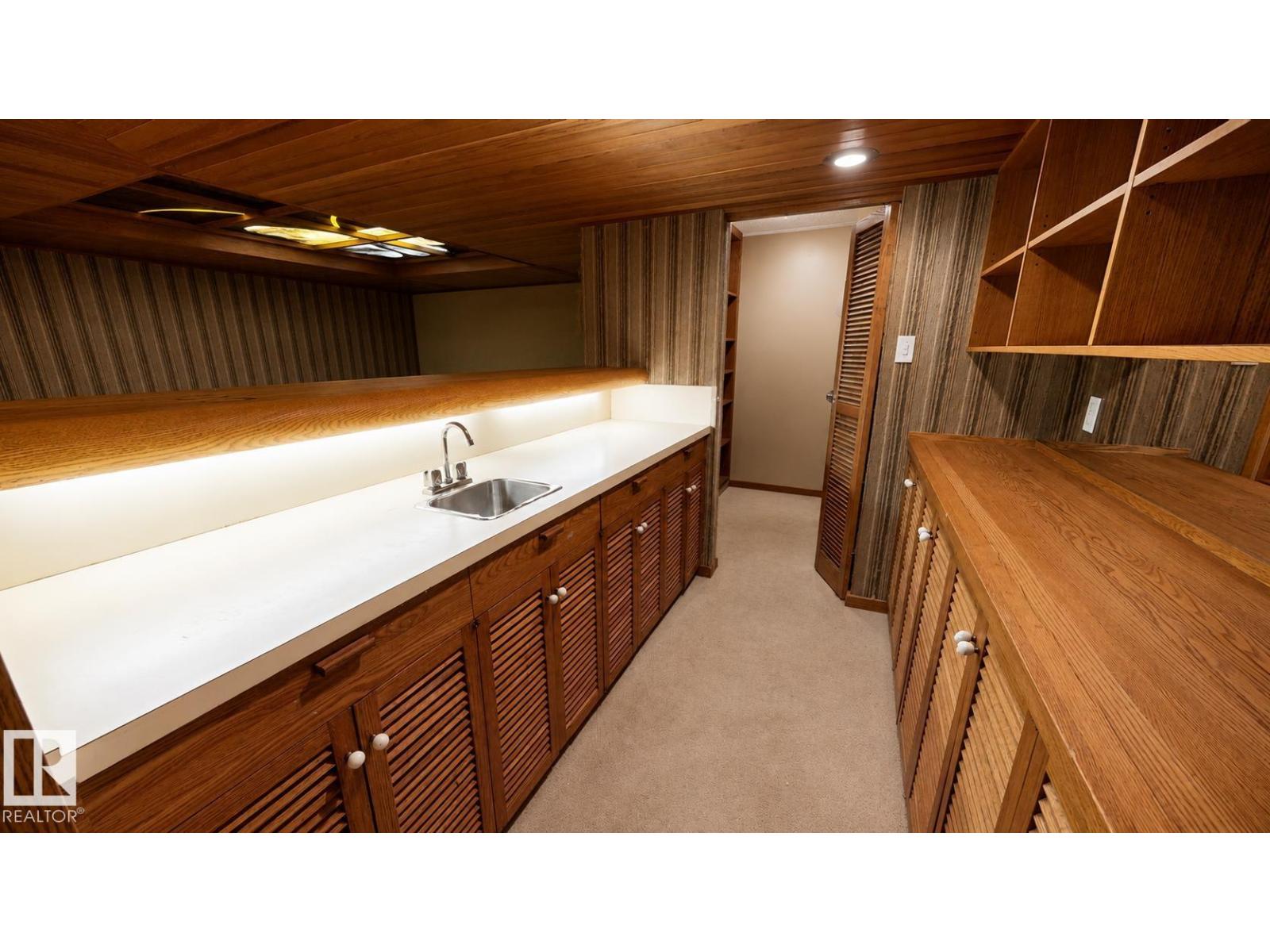 55 QUESNELL RD NW - 21