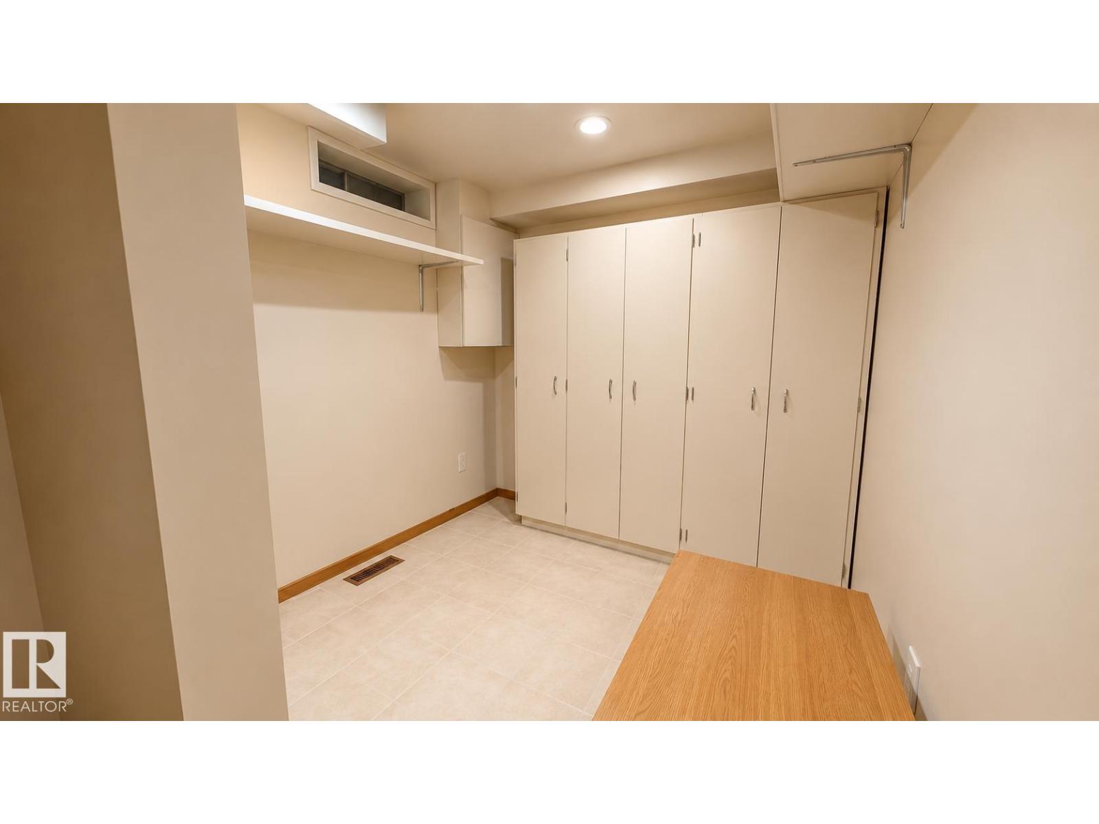 55 QUESNELL RD NW - 26