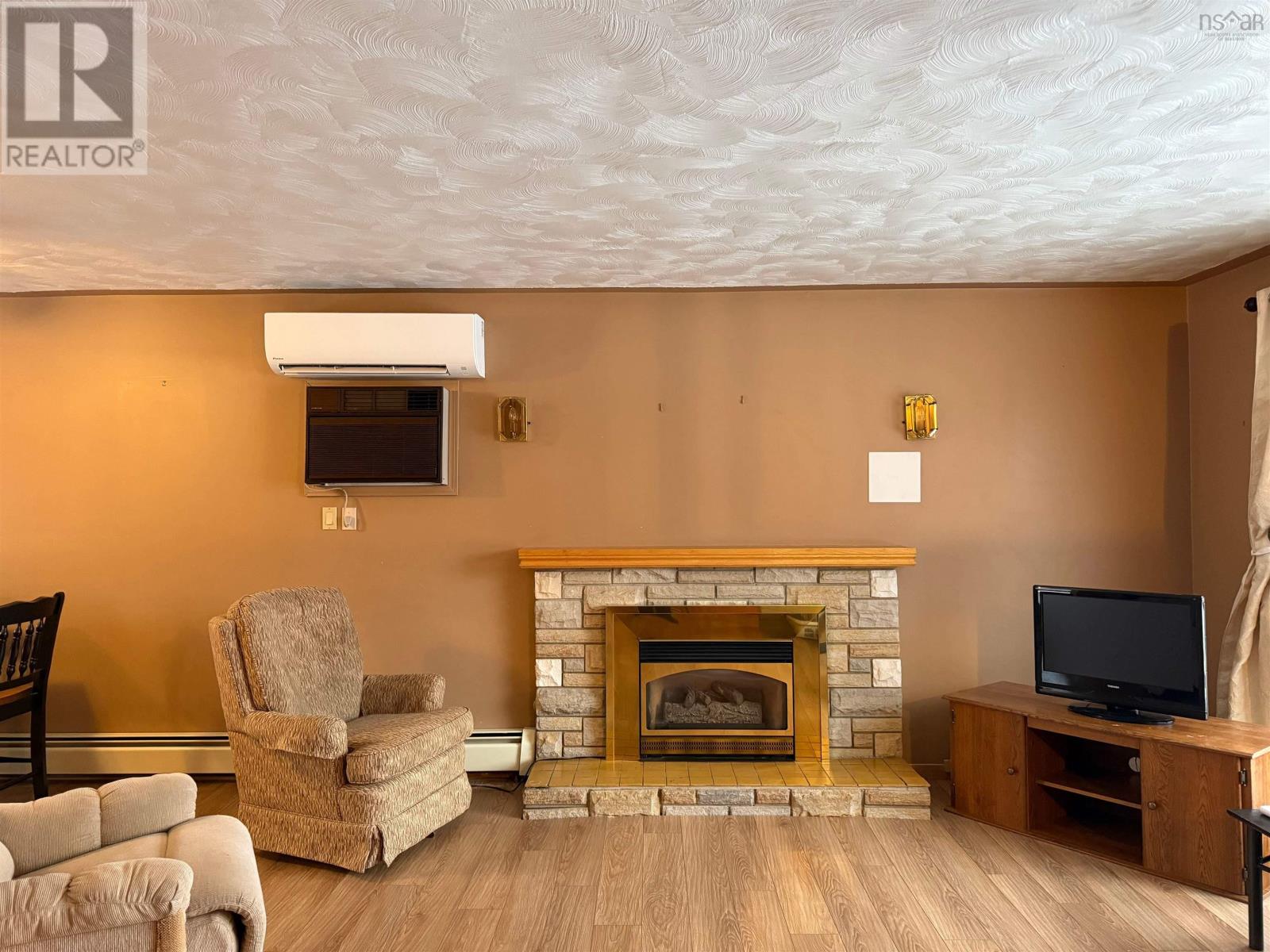 5469 Little Harbour Road - 5