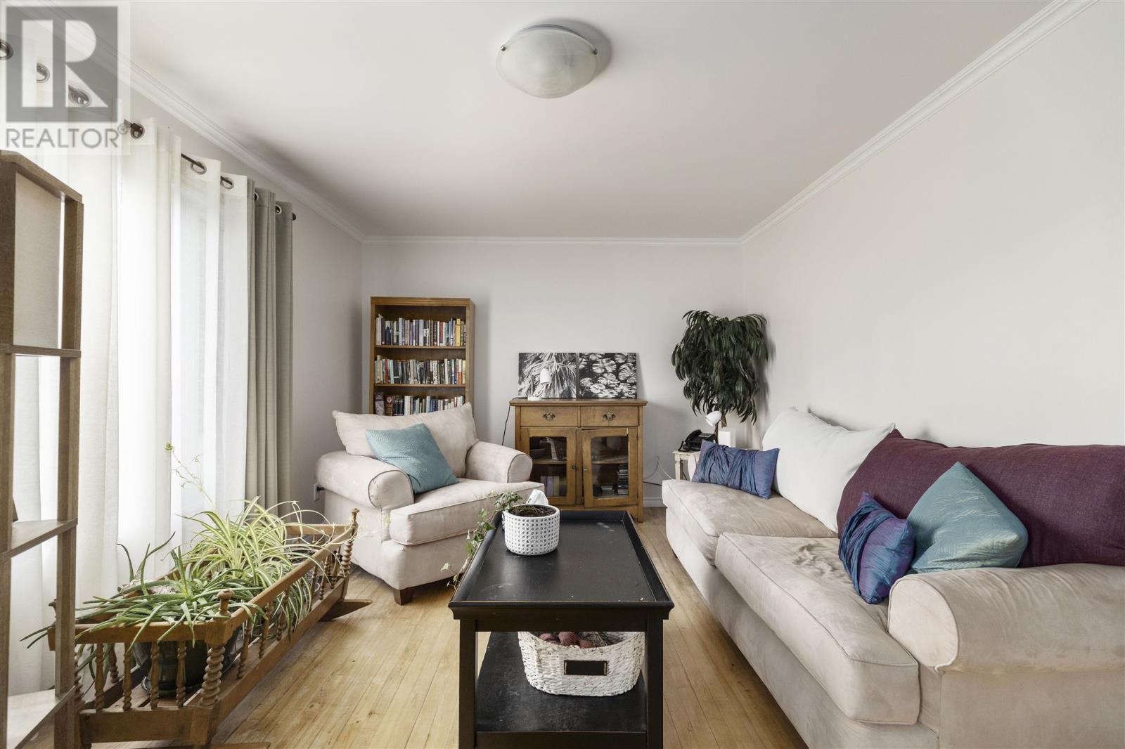 138 Bellevue Ave - 3