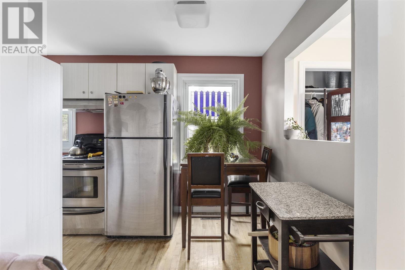 138 Bellevue Ave - 9