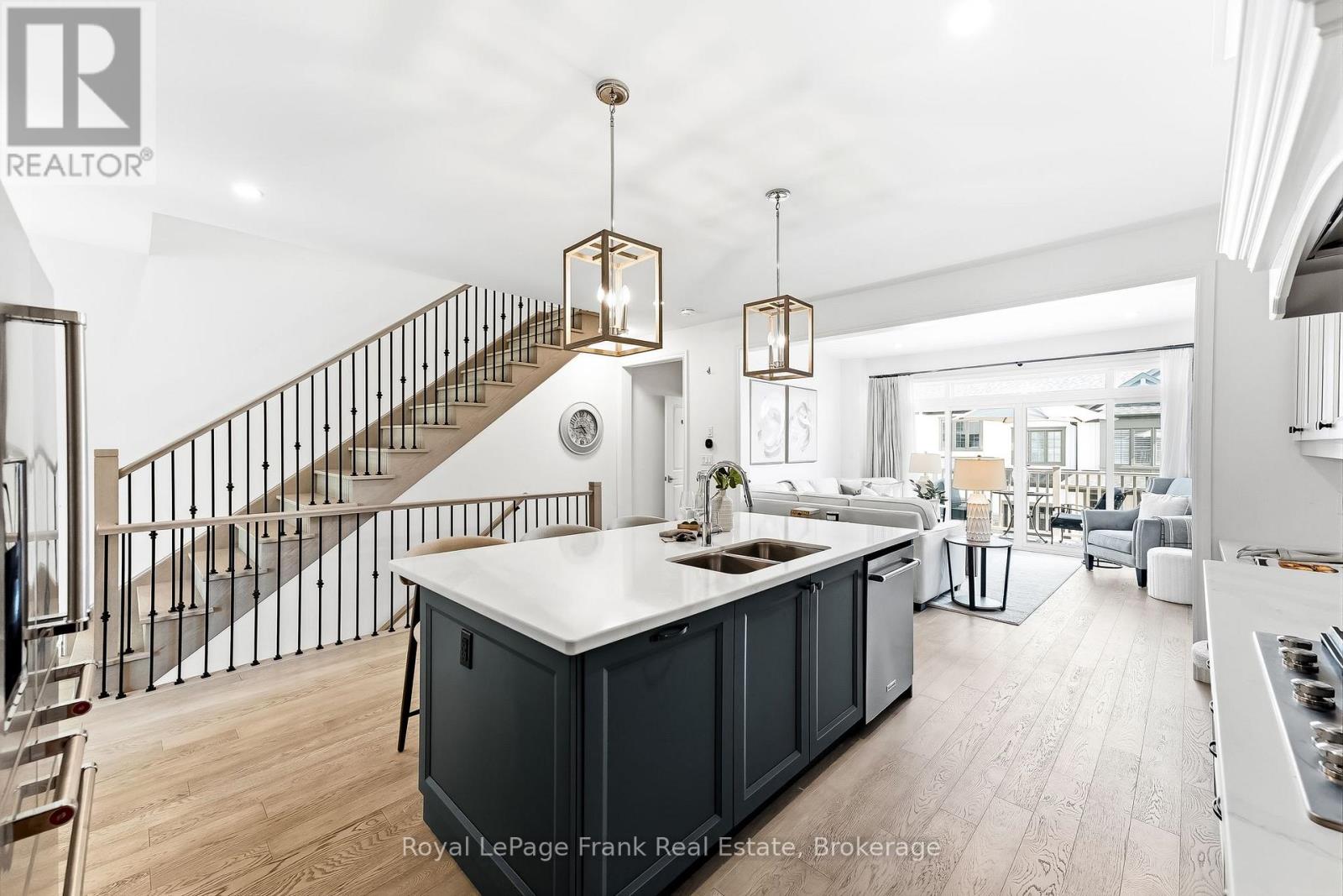 27 SHAND LANE - Image 11