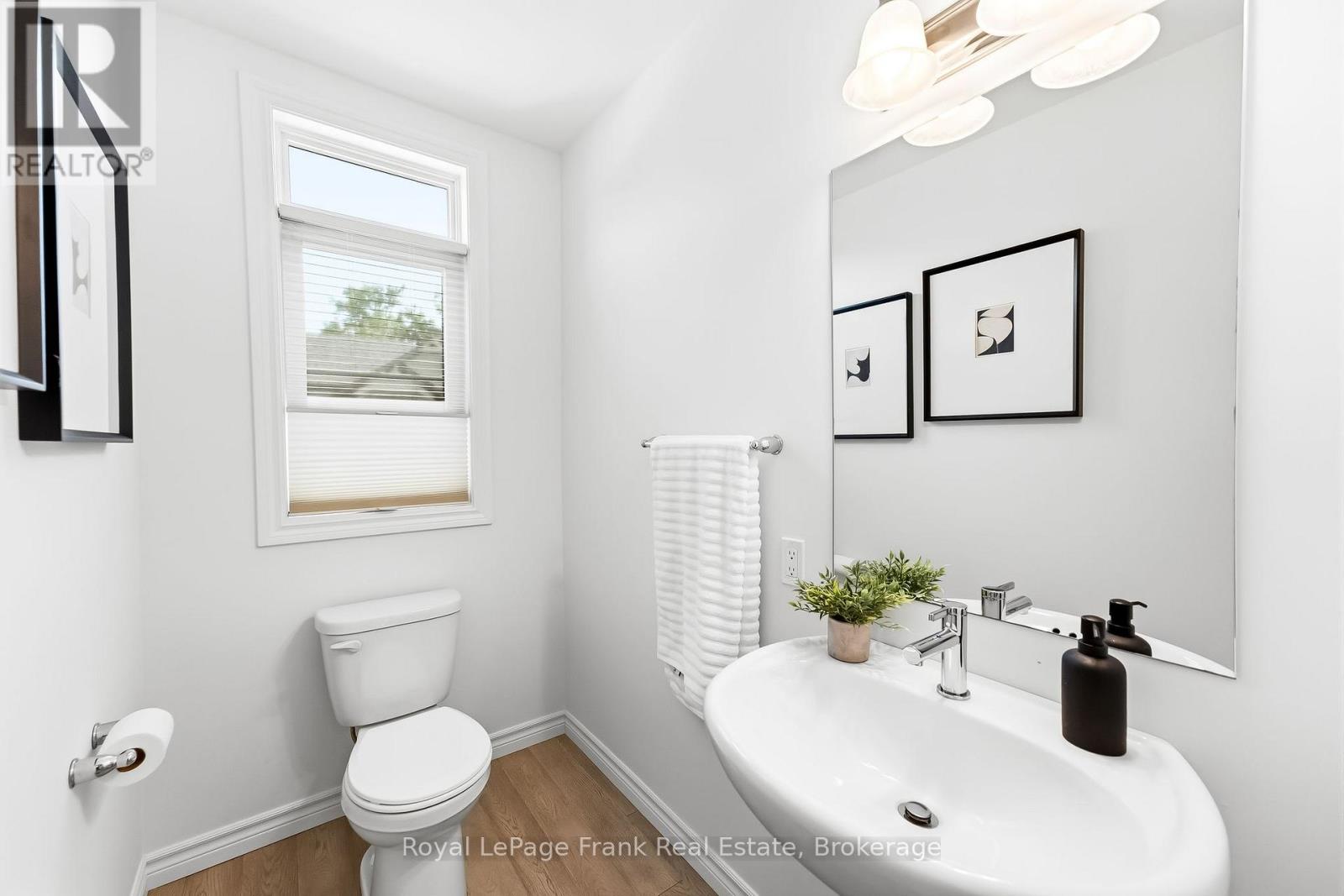 27 SHAND LANE - Image 19