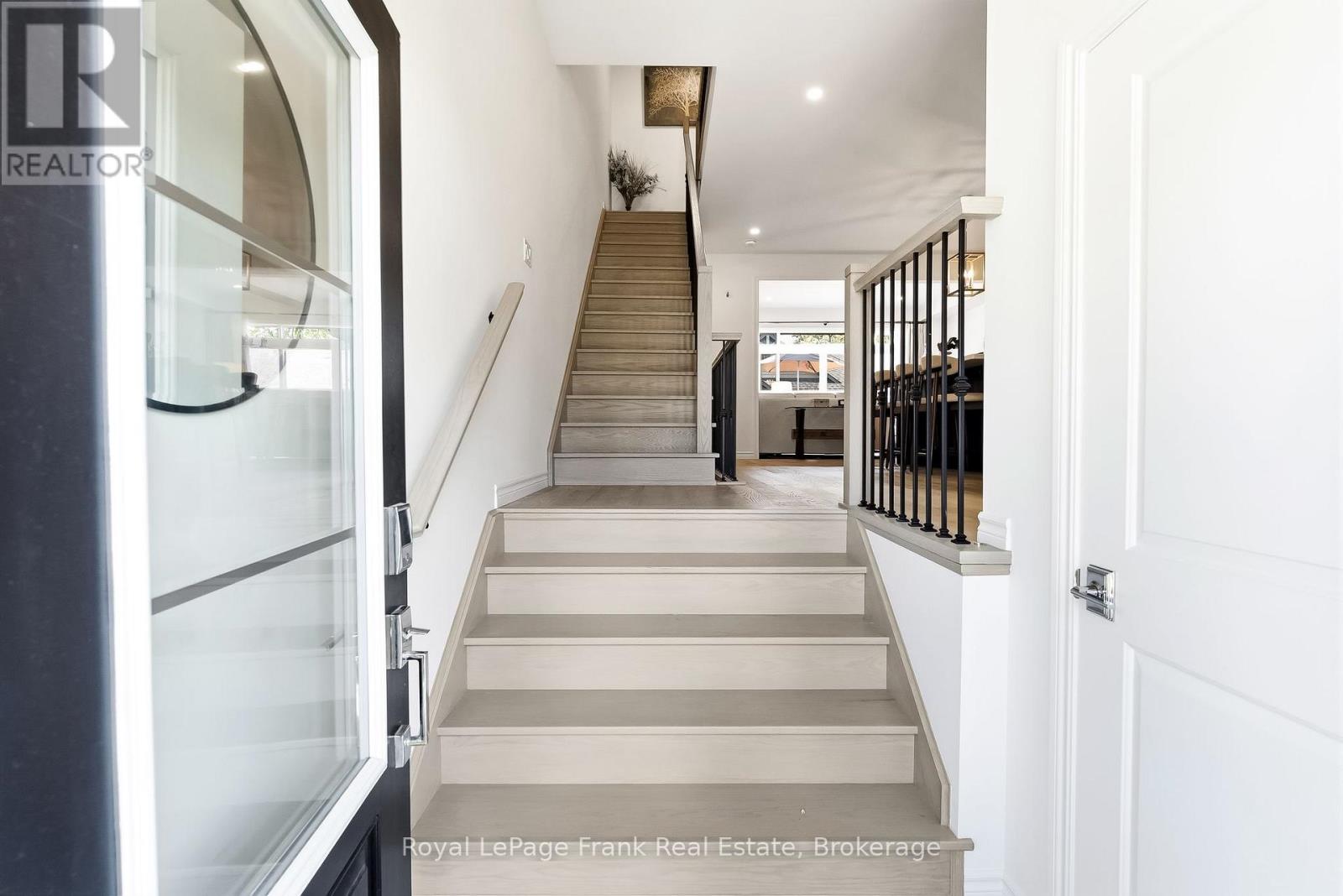 27 SHAND LANE - Image 5