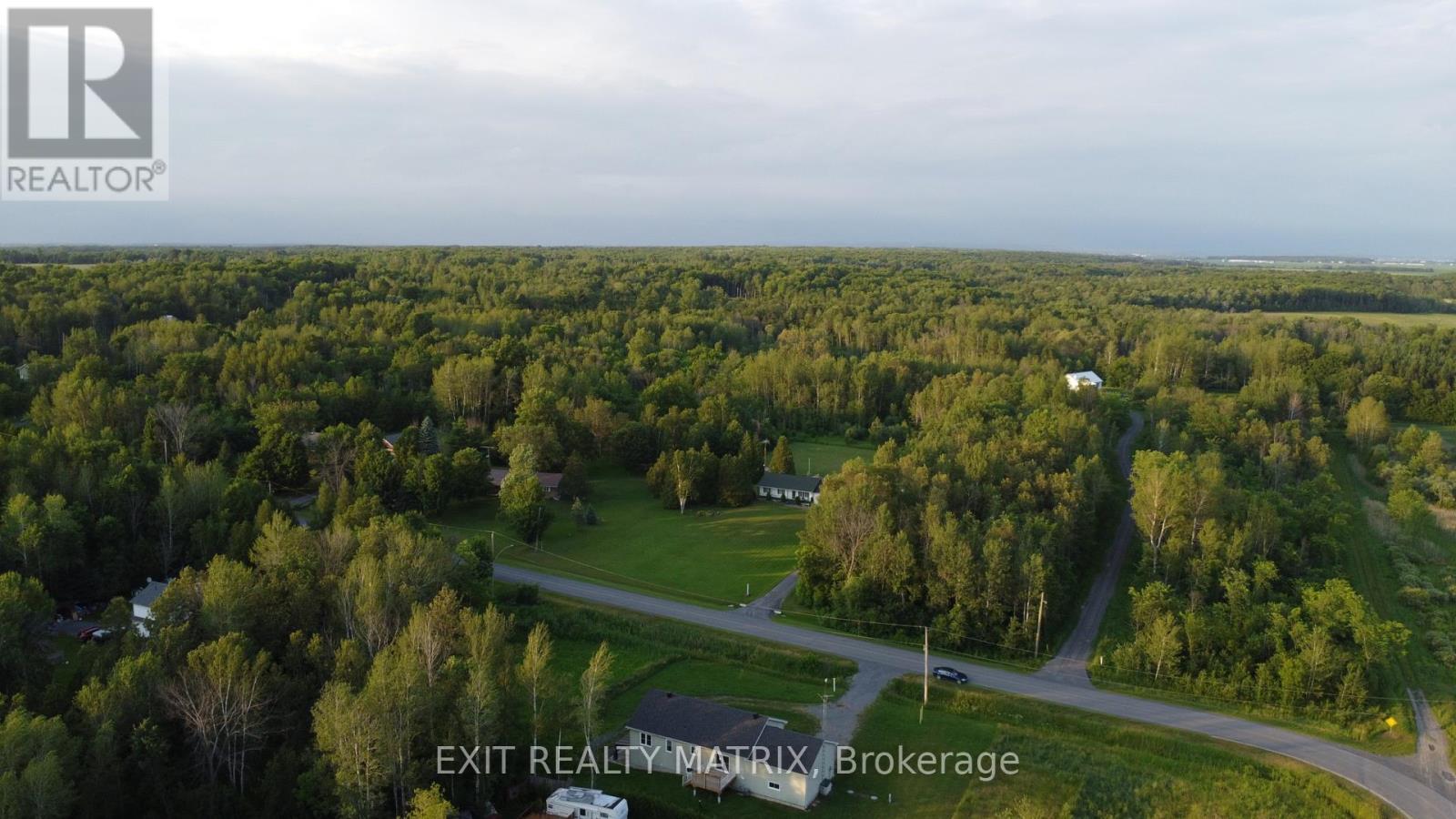 21992 BEAUCHAMP DRIVE - 36