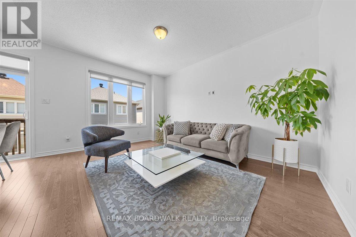 446 MEADOWBREEZE DRIVE - 12