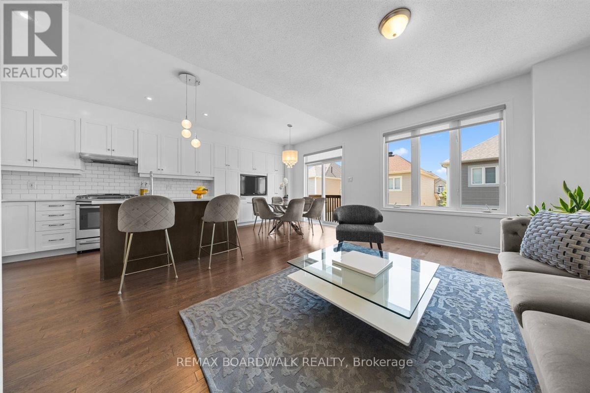 446 MEADOWBREEZE DRIVE - 13