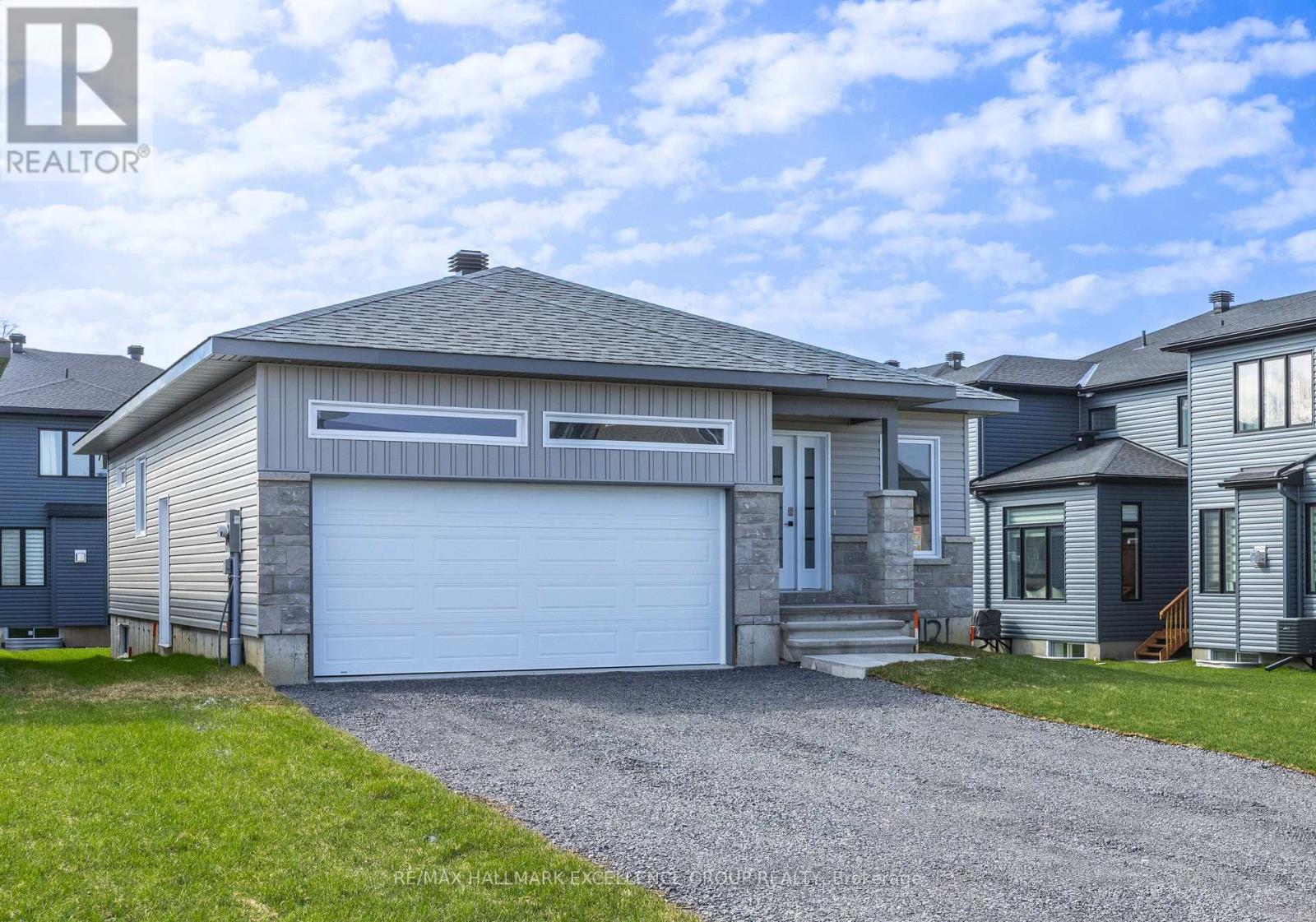 1117 BRONZE (LOT 105) AVENUE - 2