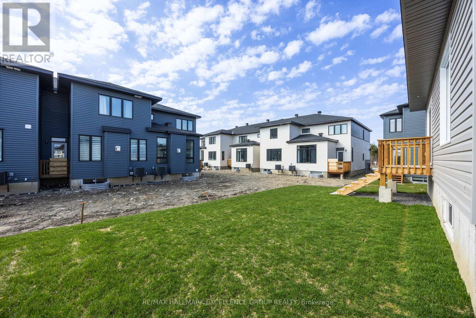 1117 BRONZE (LOT 105) AVENUE - 48