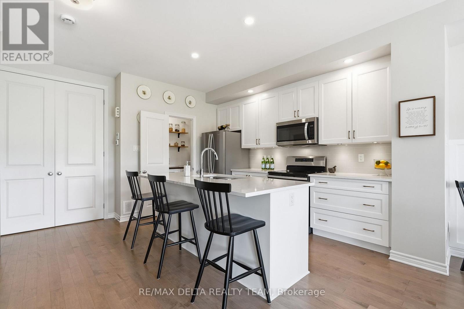 2 Bed, 3 Bath House for Sale in Ottawa – 782 CAP DIAMANT WAY, Ottawa – MLS# X13520280 - Image 9