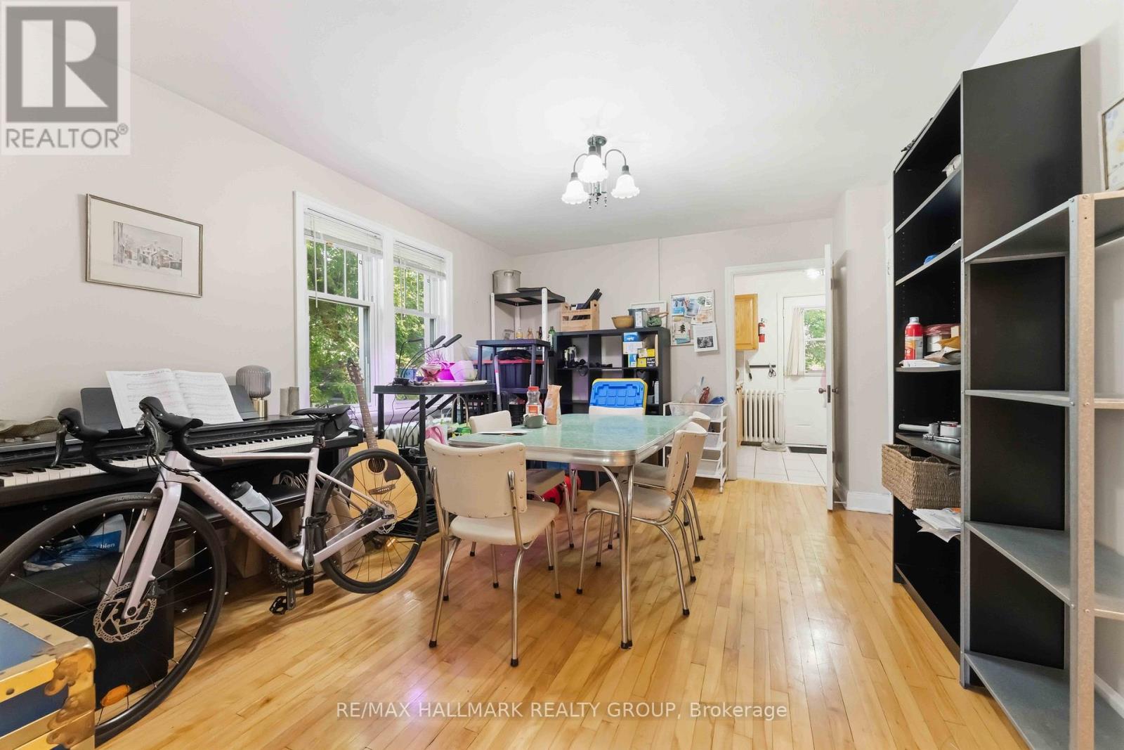 2 Bed, 1 Bath Multi-Family for Rent in Ottawa – 1 – 1079 NORTH RIVER ROAD, Ottawa – MLS# X13520360 - Image 6