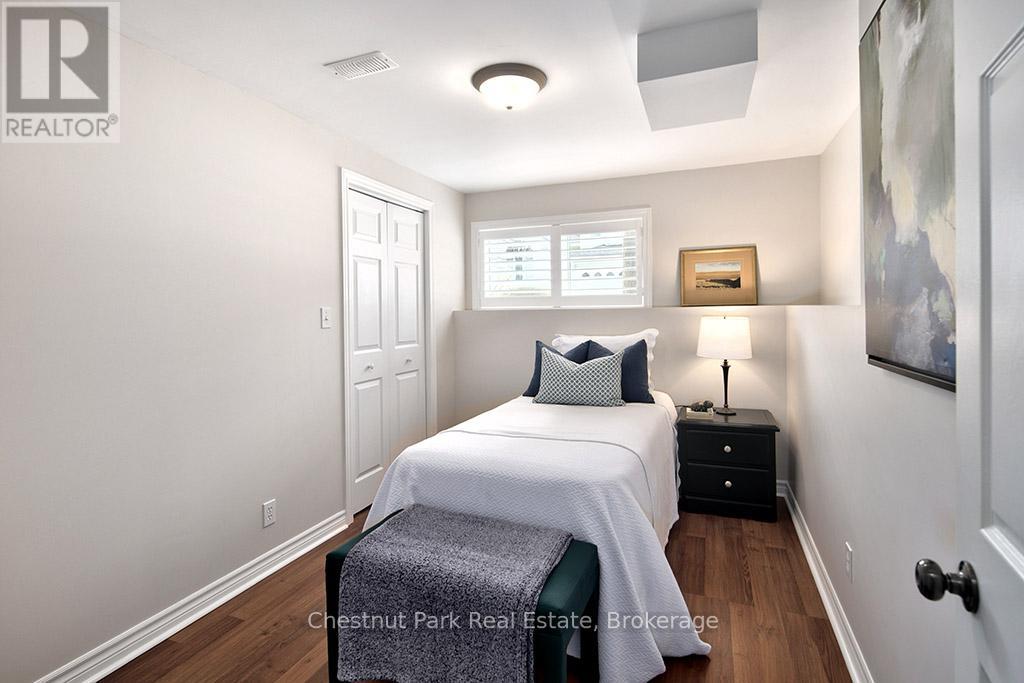 40 BARKER BOULEVARD - 21
