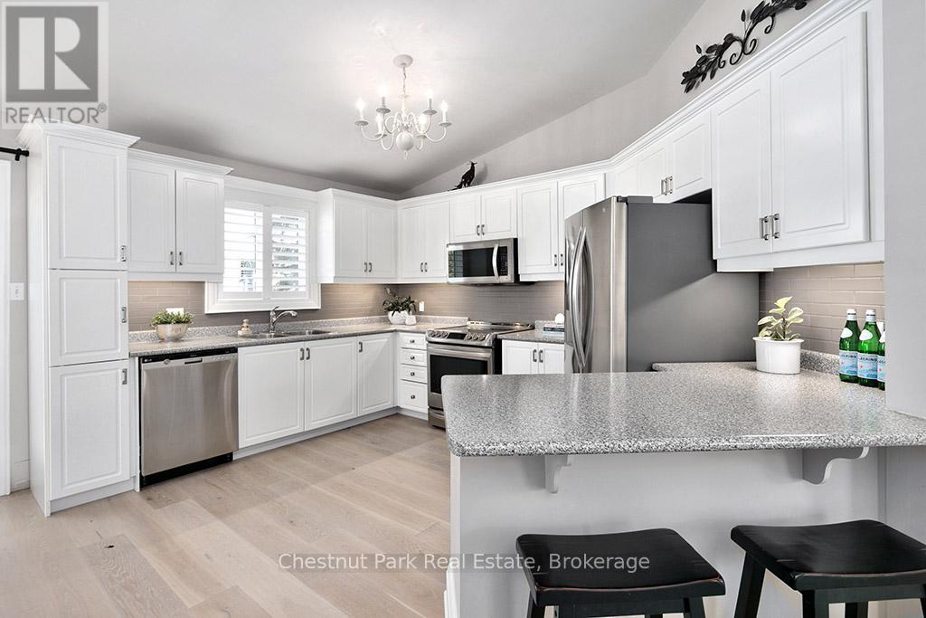40 BARKER BOULEVARD - 8