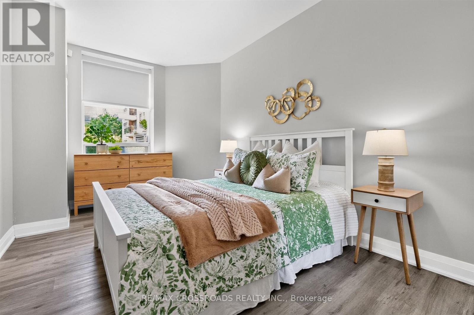#183 650 LAWRENCE AVENUE W - 17
