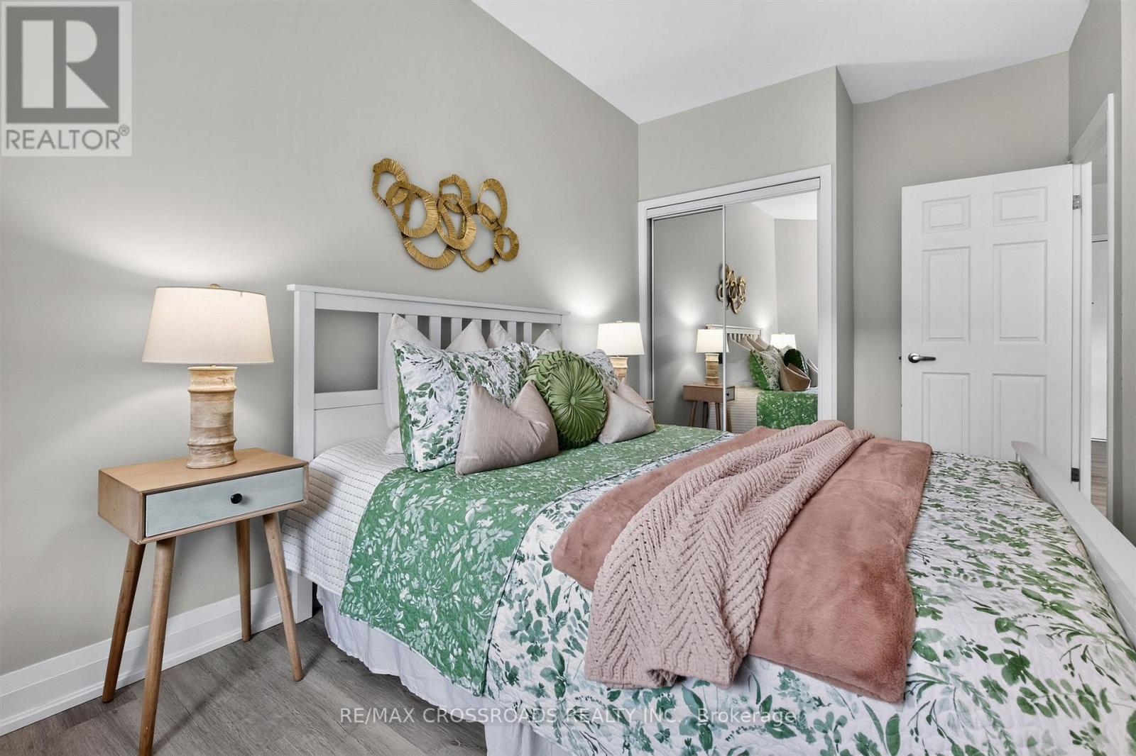 #183 650 LAWRENCE AVENUE W - 19