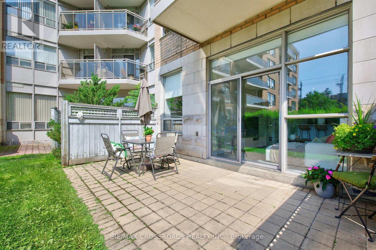 #183 650 LAWRENCE AVENUE W - 15