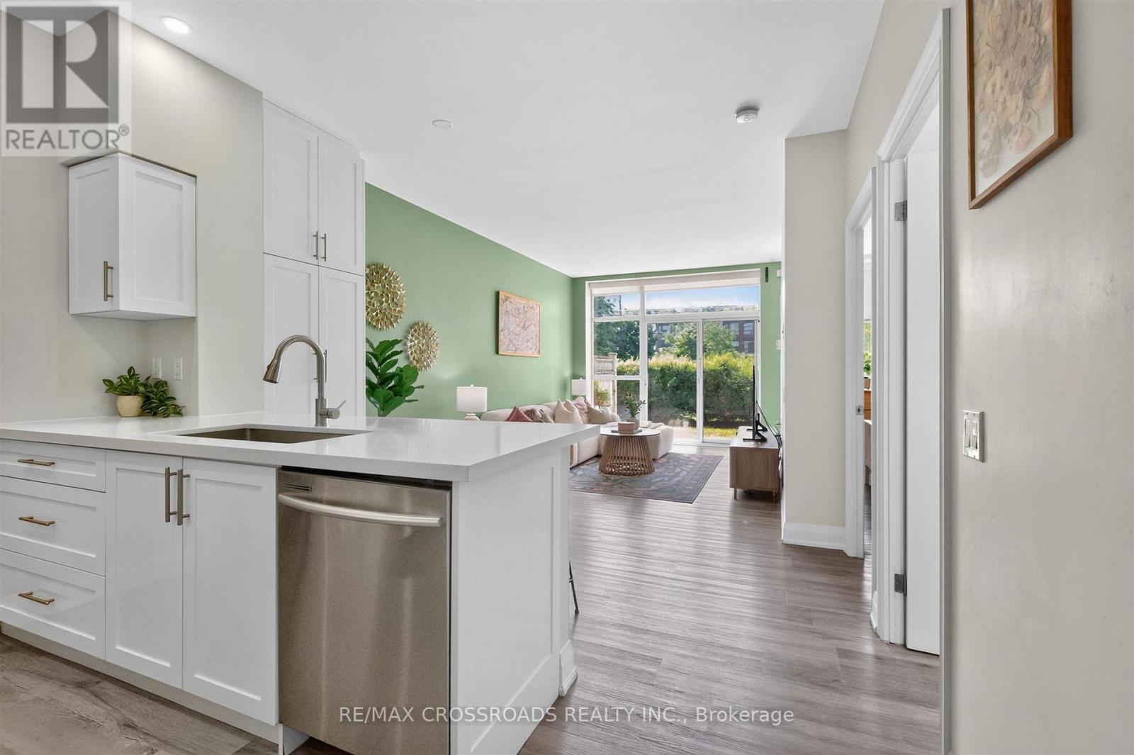 #183 650 LAWRENCE AVENUE W - 1