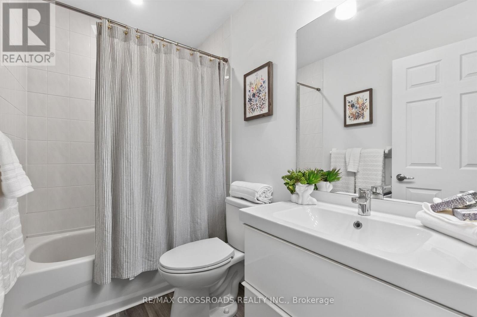 #183 650 LAWRENCE AVENUE W - 21