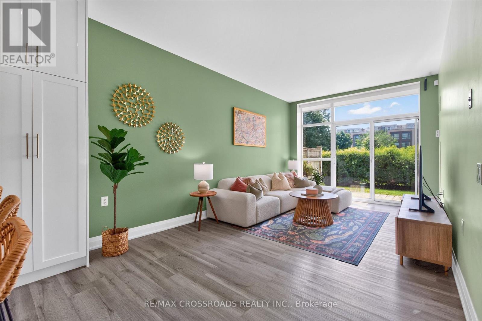 #183 650 LAWRENCE AVENUE W - 10