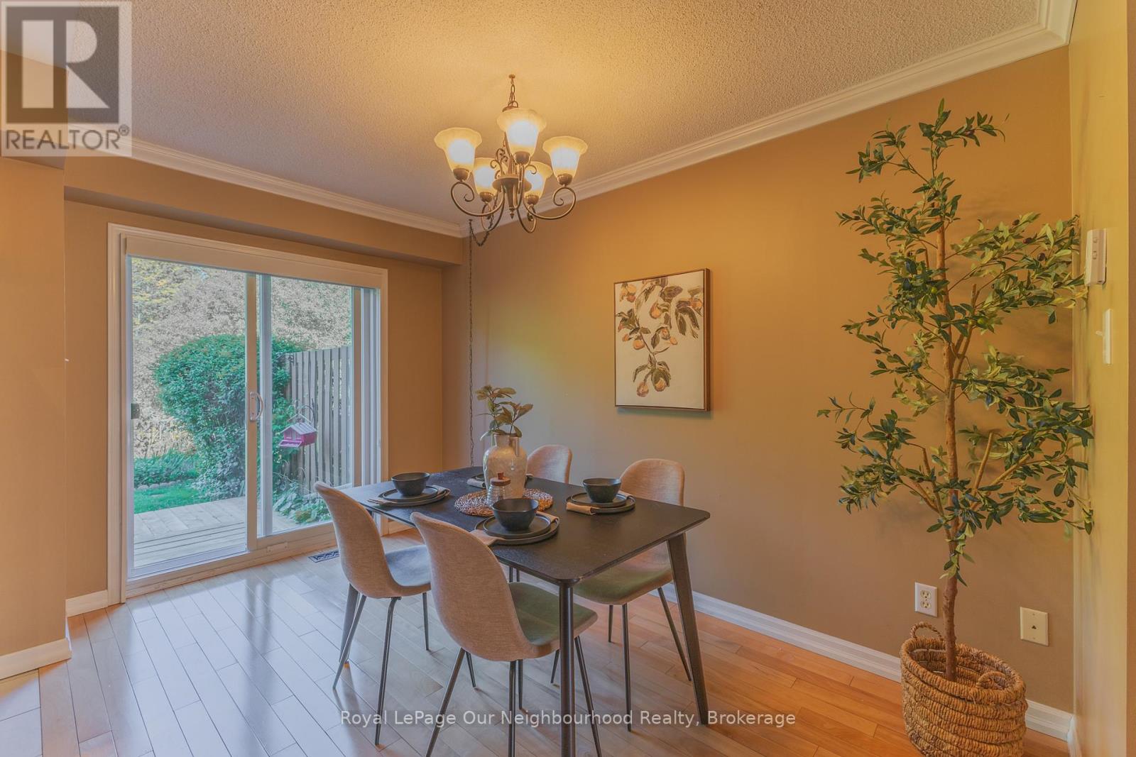 #23 811 WILSON ROAD N - 13