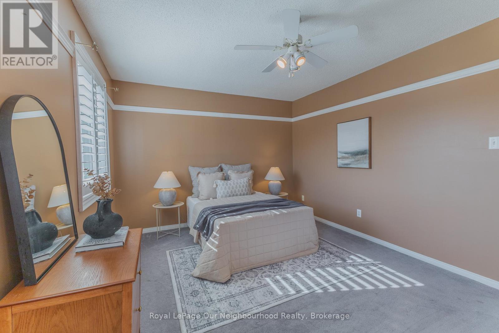 #23 811 WILSON ROAD N - 23
