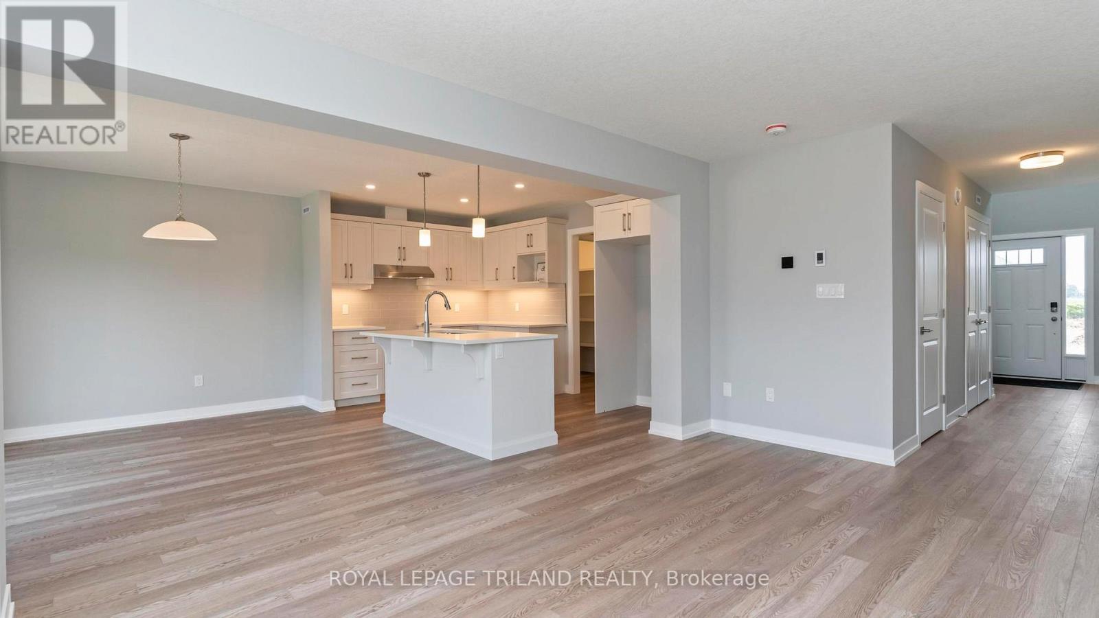 114 STYLES DRIVE - 4