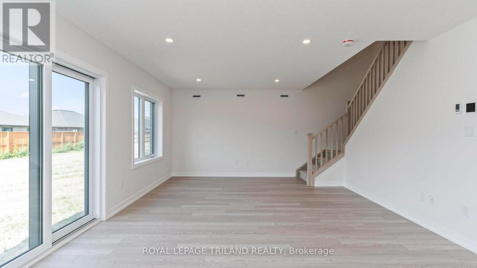 118 STYLES DRIVE - 7