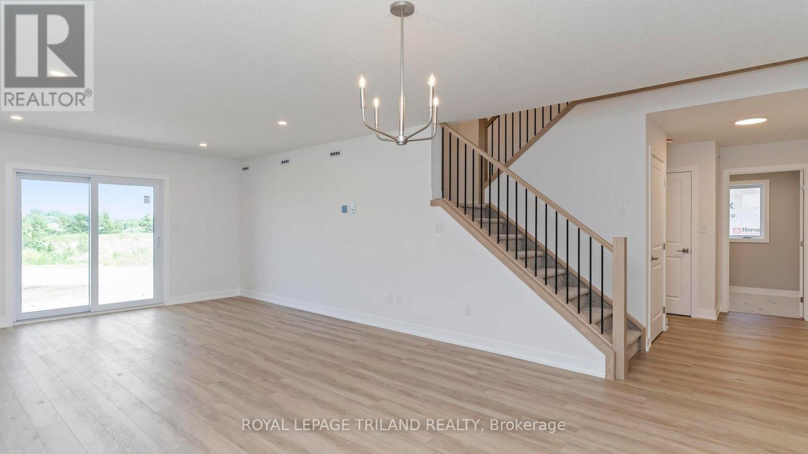 95 STYLES DRIVE - Image 5