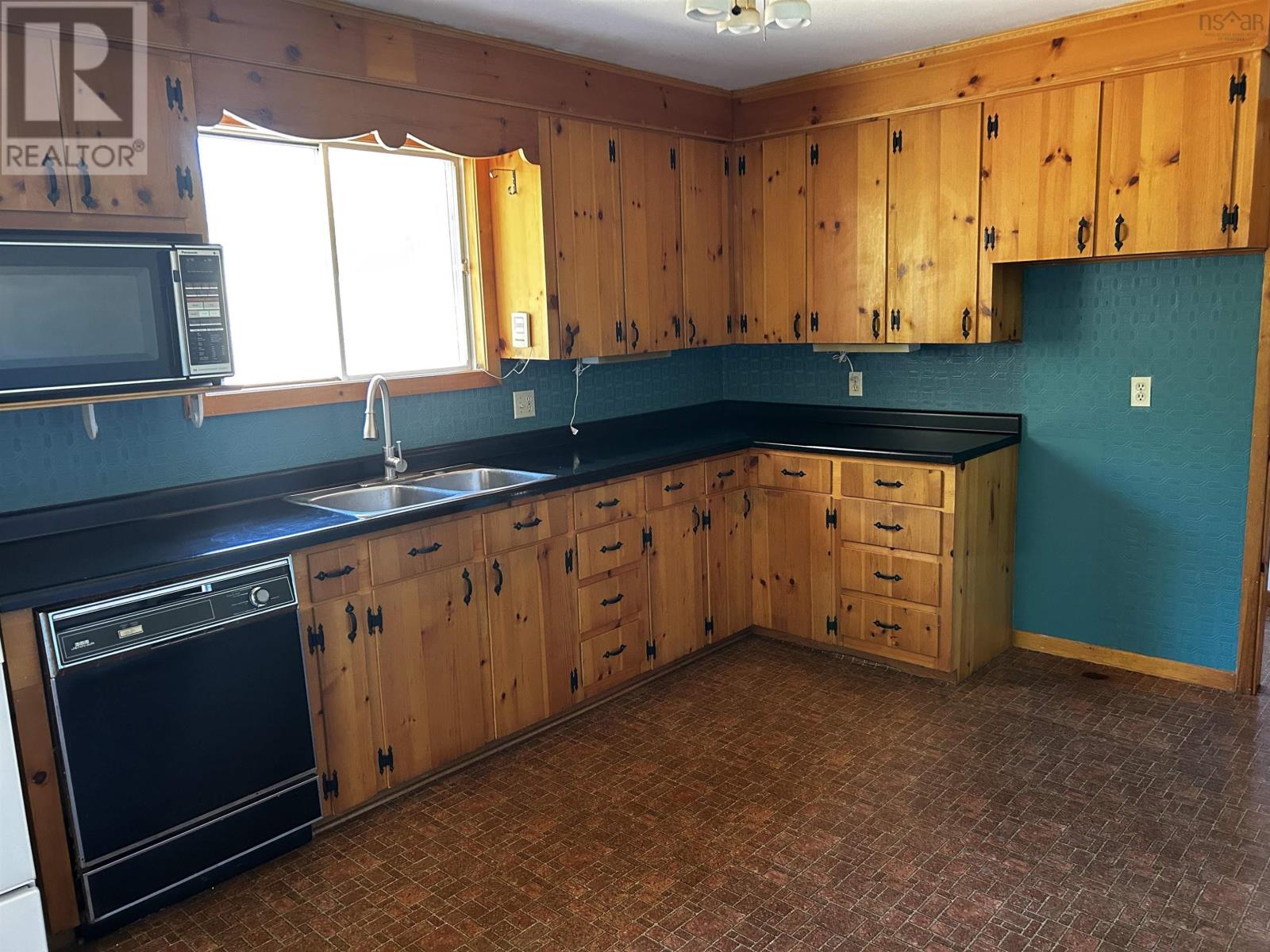 445 Sandy Cove Road - 31