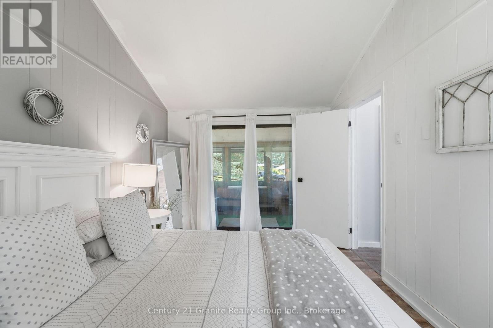 1012 SHETLAND ROAD - Image 20